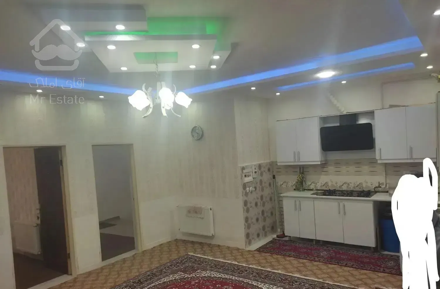 واحد همکف ۹۰ متر،دوخواب.پارکینگ،راه جدا