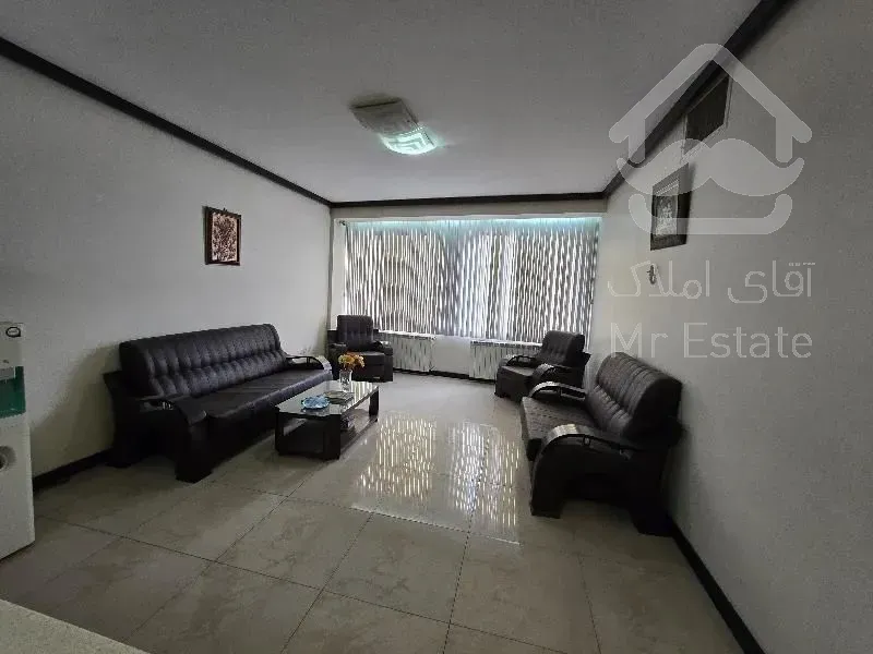 110مترشهرک غرب*موقعیت اداری*مناسب آفیس، دفترکار