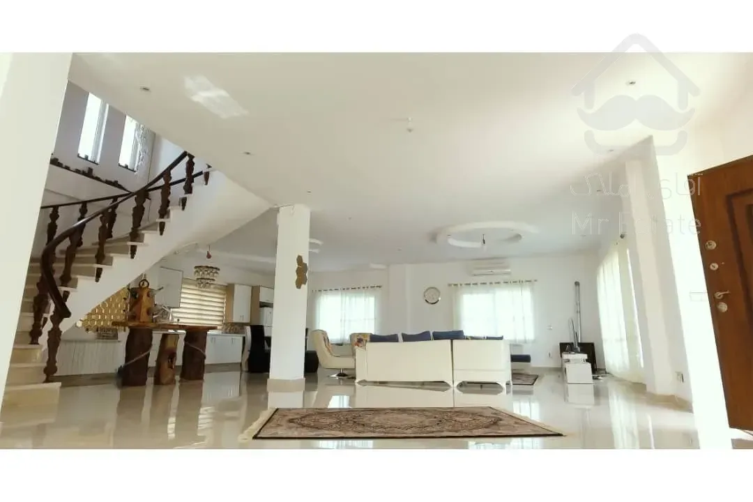 فروش ويلا باغ ١٢٠٠متري در شهر کلارآباد