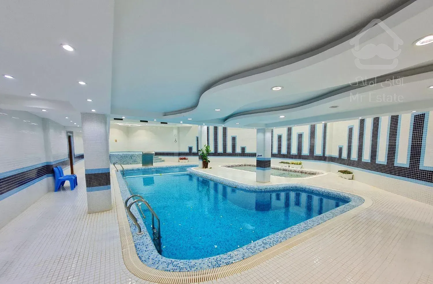 فروش آپارتمان در برج های دوقلوی آپادانا