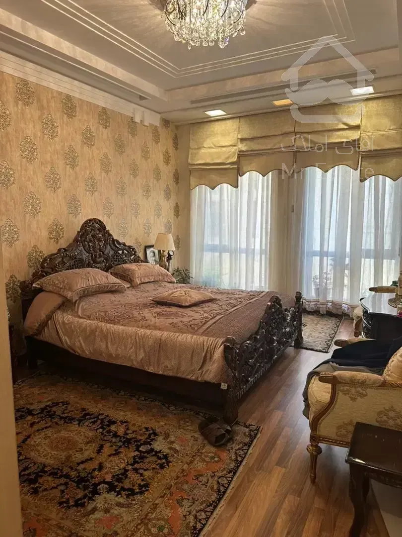 90متر/سالن پرده خور/۴باغ شرقی