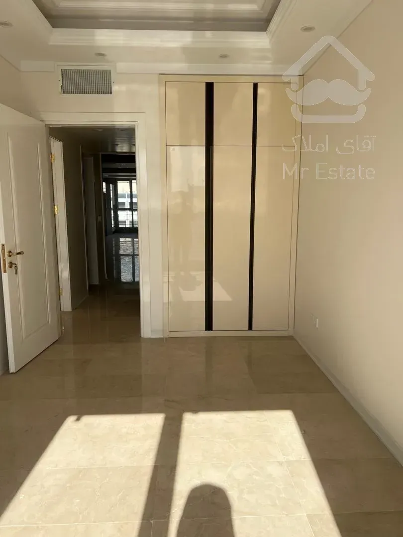 فروش آپارتمان ۹۰ متری ۲ خوابه سالن پرده خور نما تراورتن