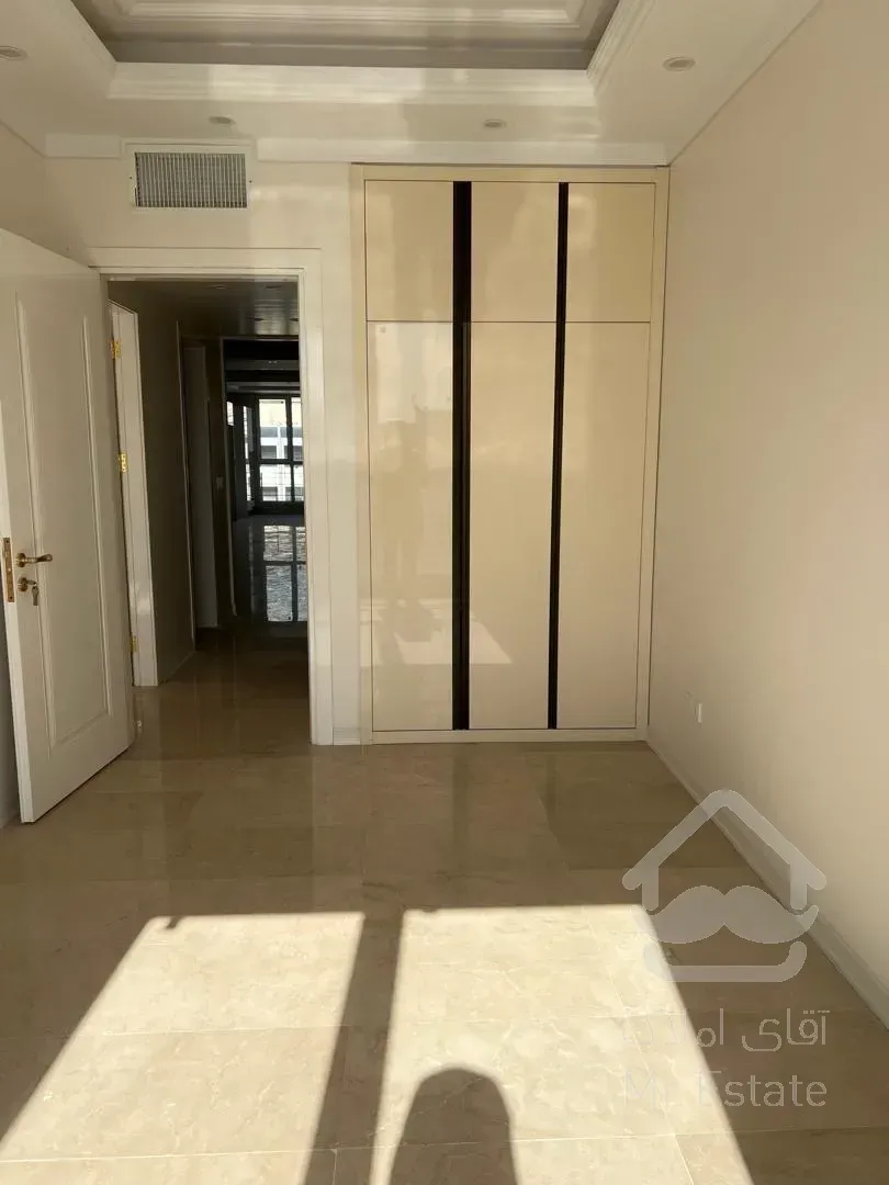 ۸۹ متر۲خوابه فول امکانات رو به آفتاب در فردوس