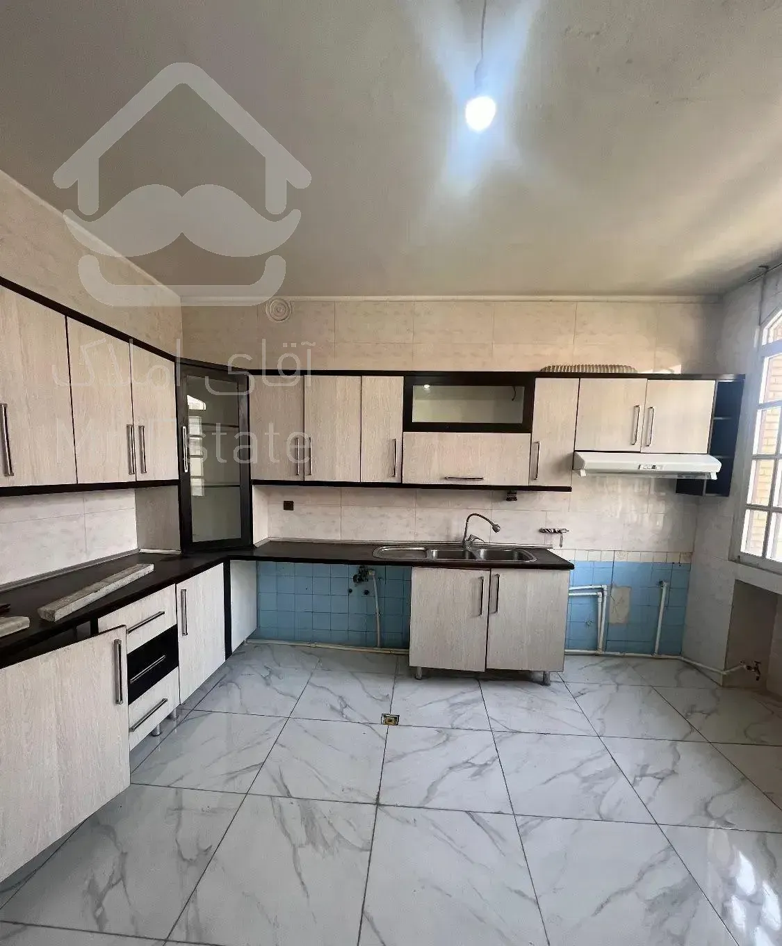 اپارتمان ۱۵۰ متری سه خواب