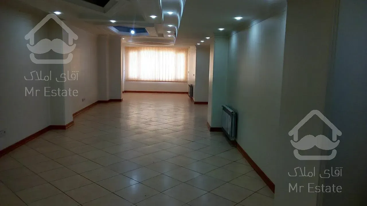 سند اداری میدان انقلاب