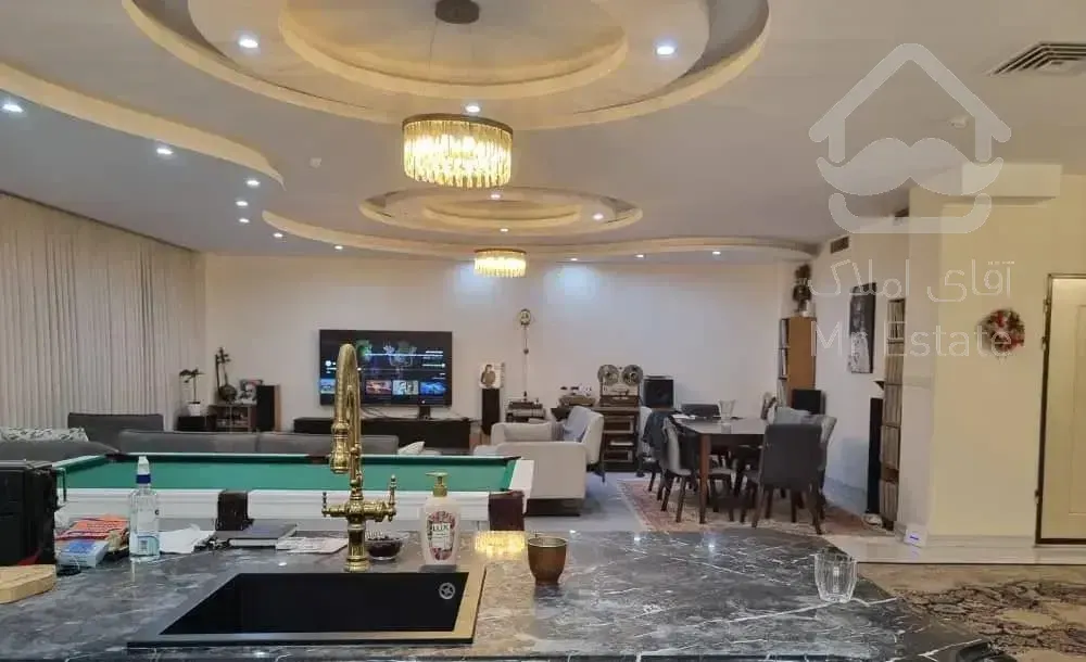 ۲۳۰ متری/ سه خوابه/ ظفر/ فول امکانات/ تک واحدی