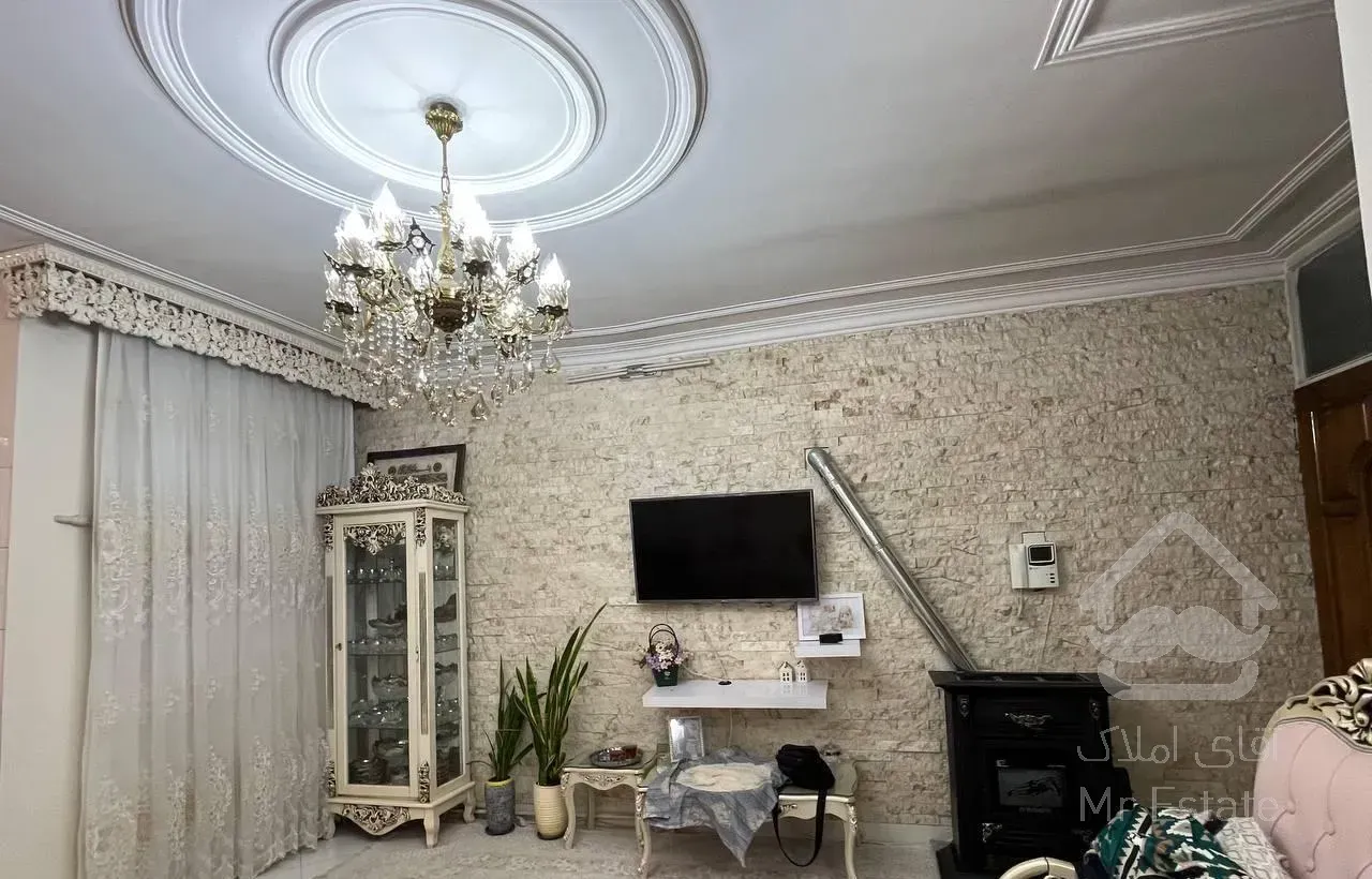 فروش آپارتمان ۴۷ متری ۱ خوابه طبقه ۳ در آبشار