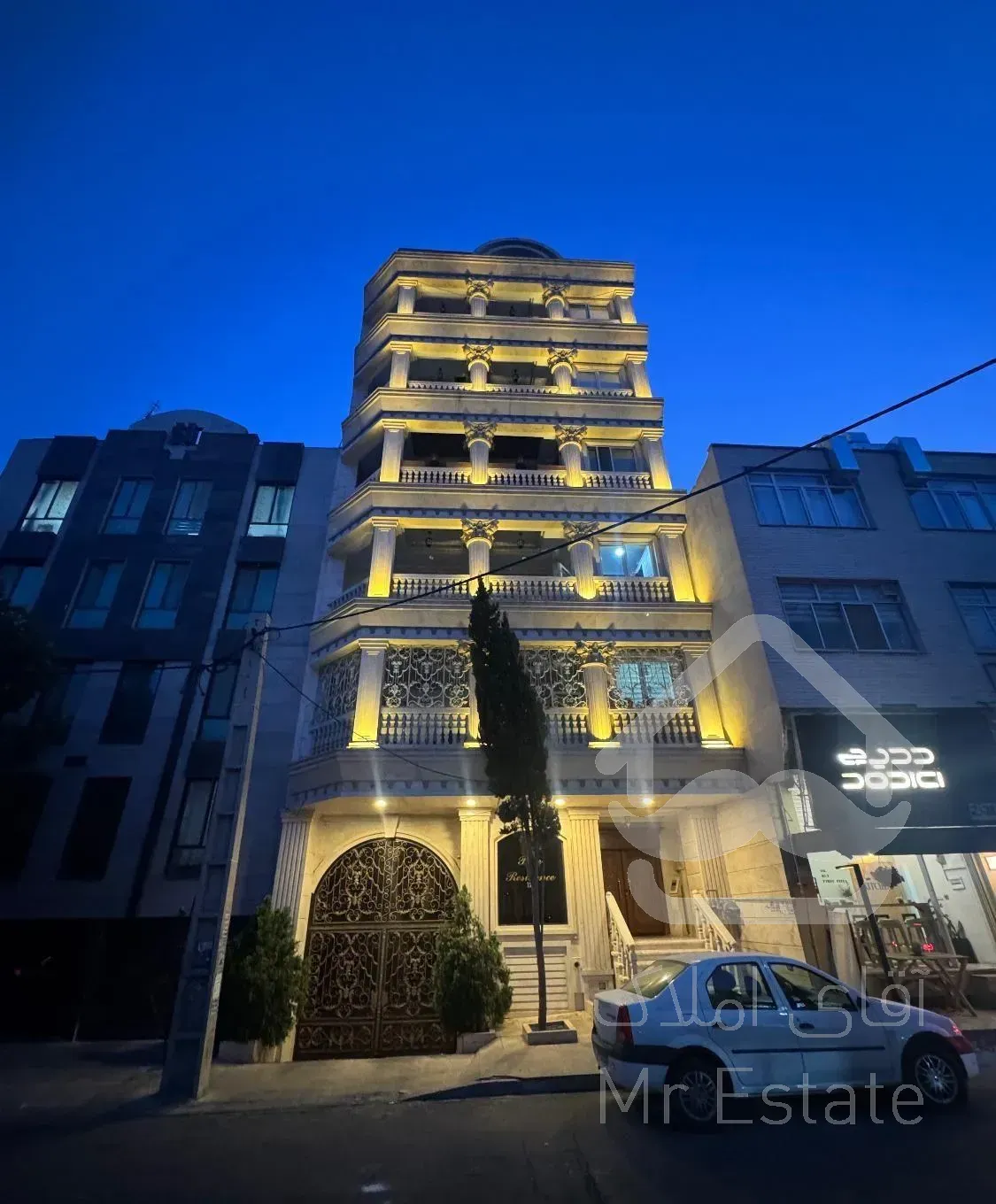 رو‌به خیابان/۲پارکینگ/ژورنالی/برند/سندتکبرگ