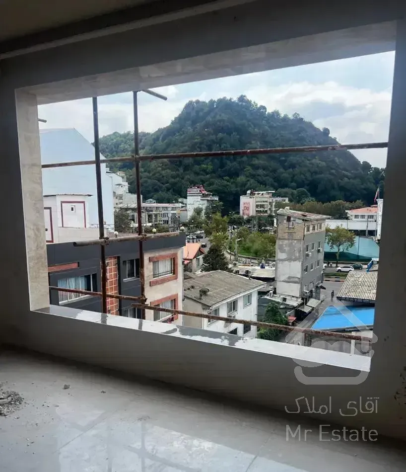 فروش آپارتمان ۱۳۰ متری ویو استخر ۱۰روز دیگه تحویل