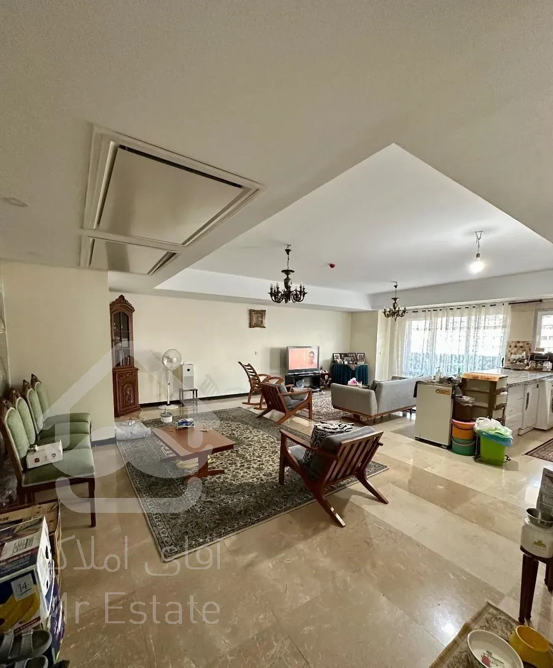 اجاره واحد دو خوابه ۱۳۰ متری در شهرک چیتگر