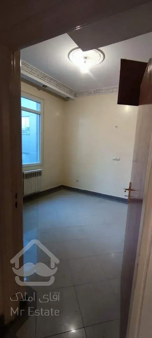 330مترشهرک غرب*کلنگی موقعیت اداری*جای پارک مناسب