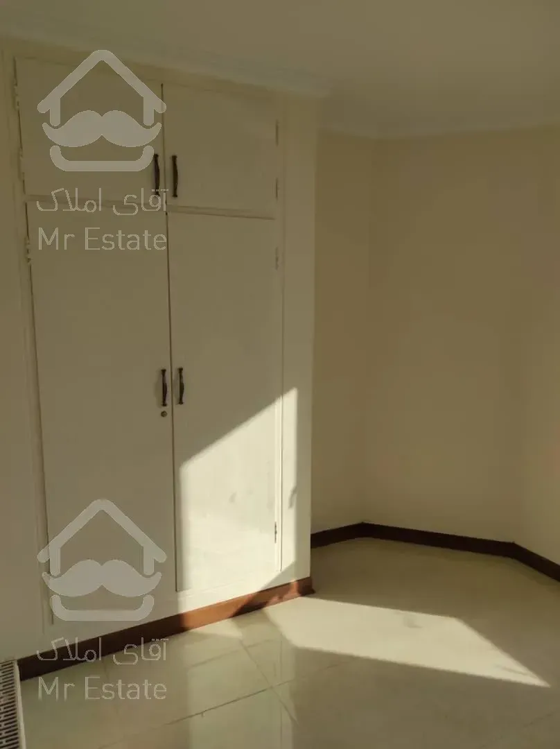 104متر سالن پرده خور فوق العاده