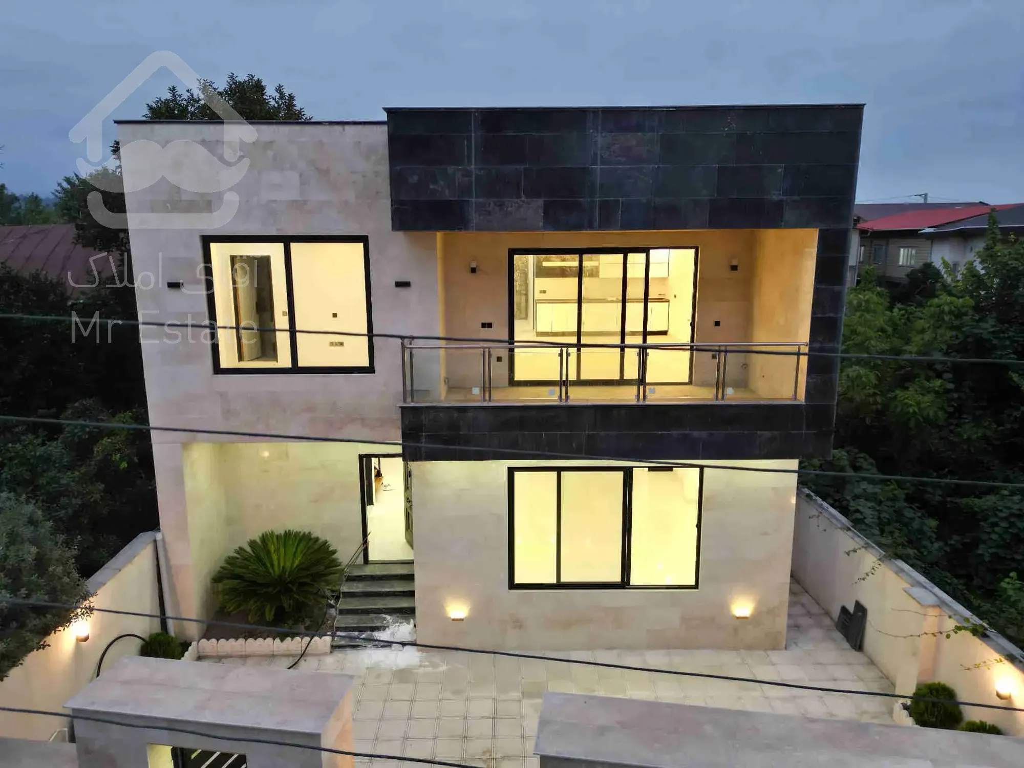 فروش ویلا لوکس مدرن استخردار تنکابن