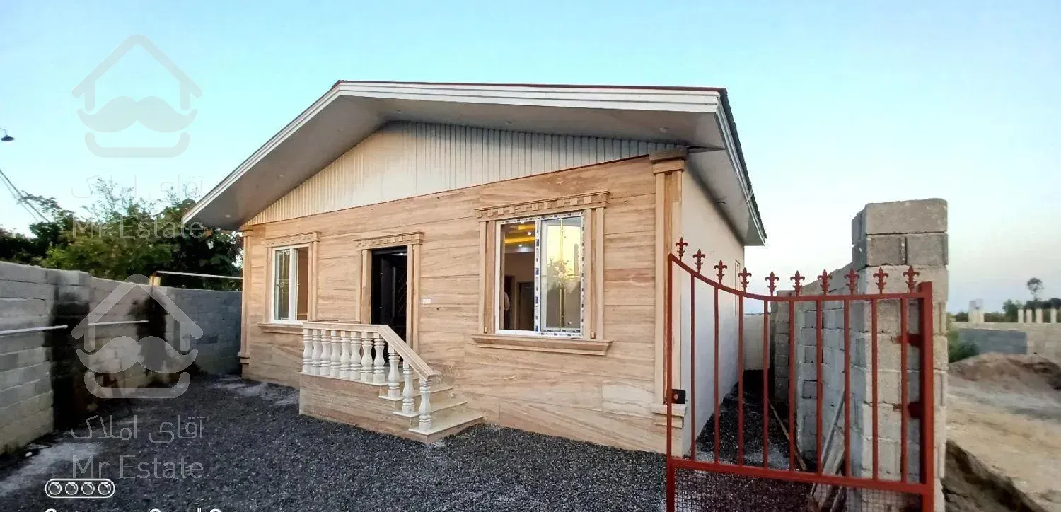 ۲۰۰ متر ویلای  روستایی کلیدنخورده در رضوانشهر