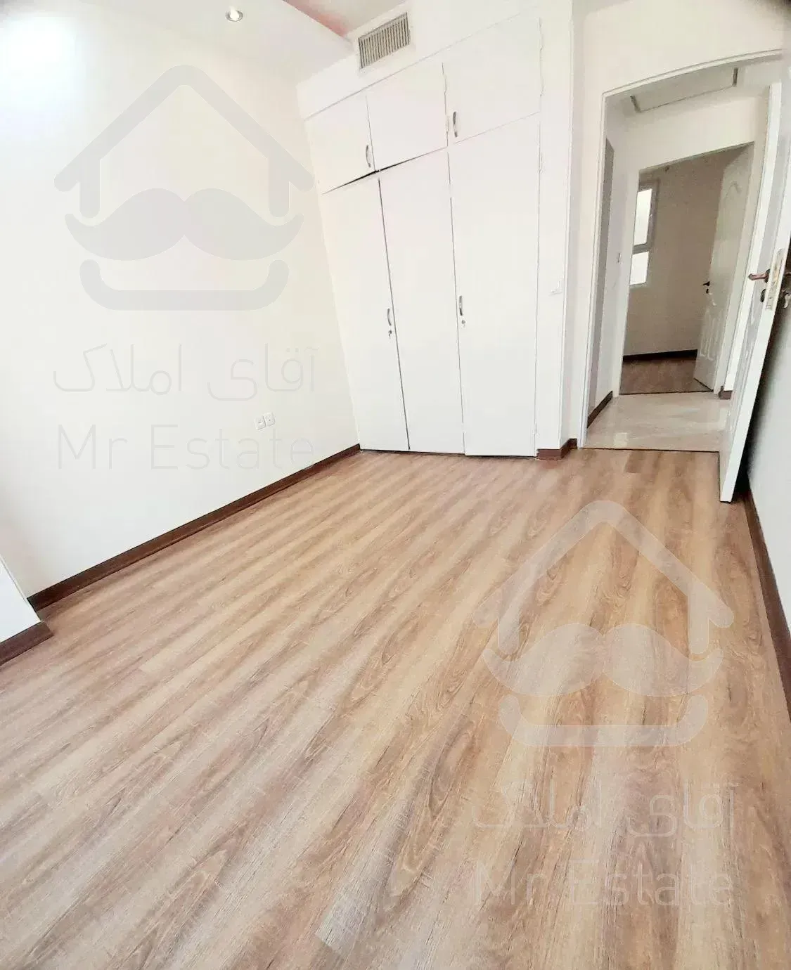 ۱۴۰ متر / حکمت/ خوش نقشه/کم سن /