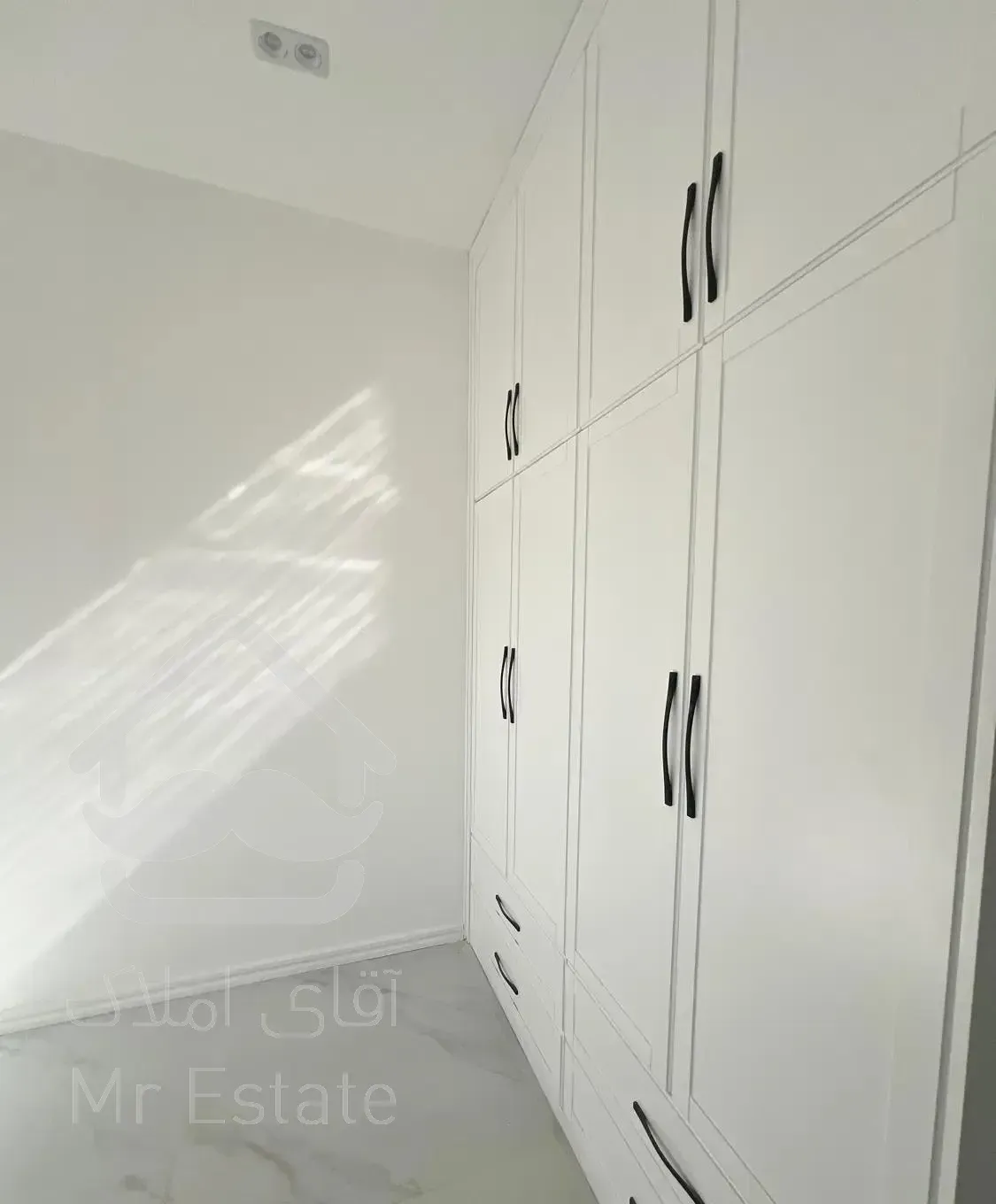آپارتمان۱۶۷متر/صفر/قلب رضاشهر/ایران زمین