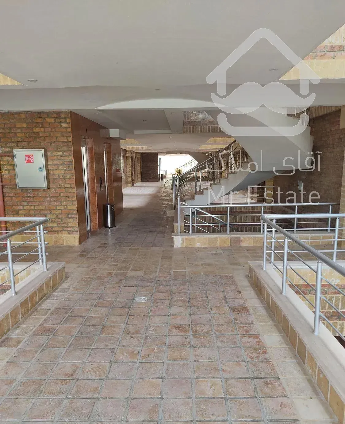 ۹۰متر نوبنیاد۳ (تراس بزرگ)