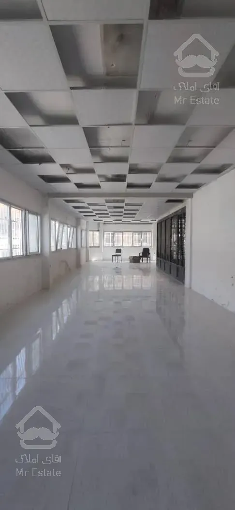 ۵۲متر فول/سالن پرده خور/تراورتن/پونک عدل