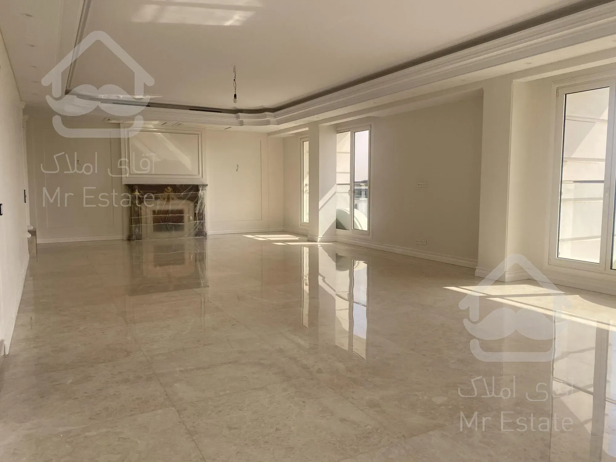 فروش آپارتمان ۴٠٠ متری اقدسیه گلستان شمالی