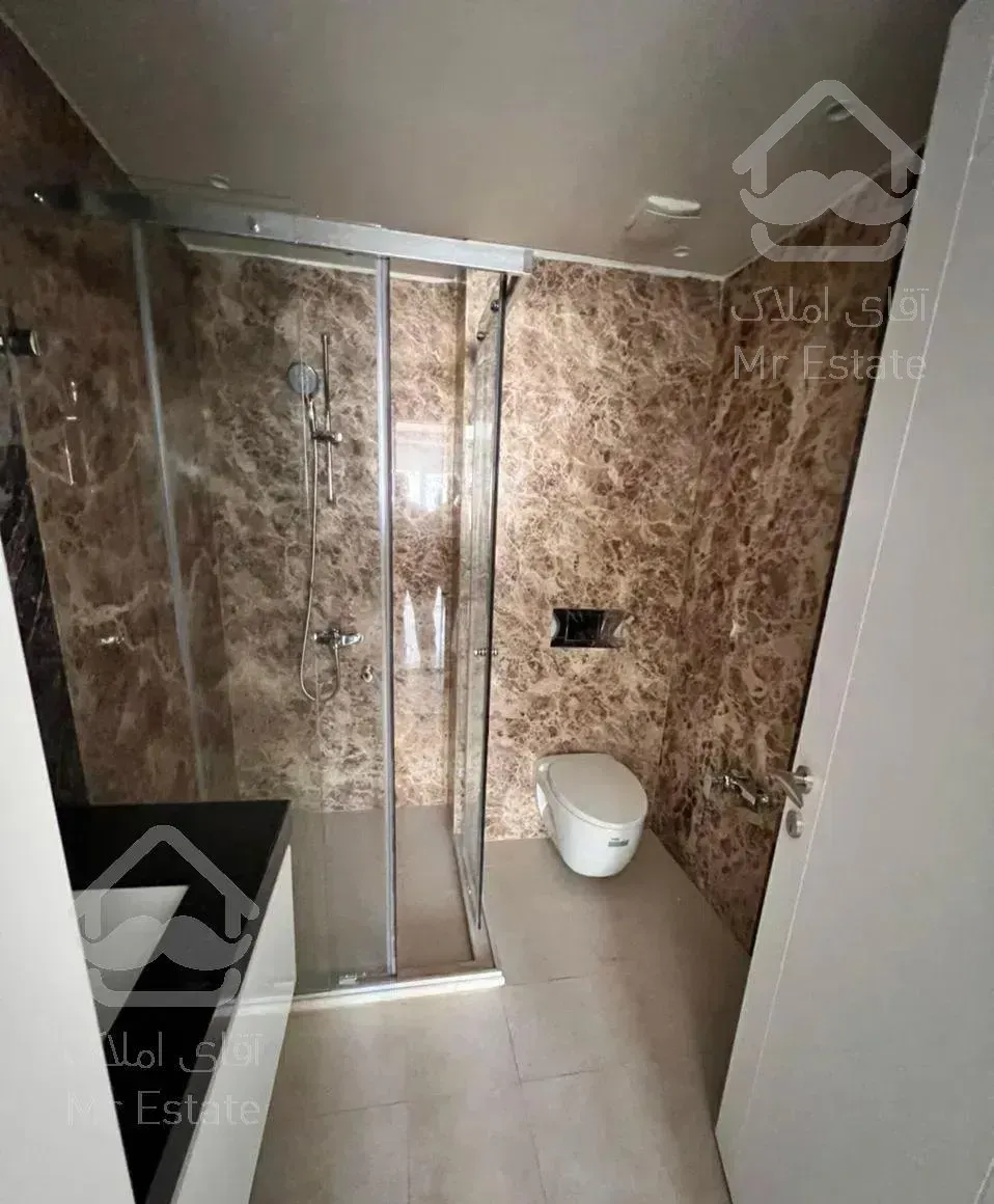 اوین برجهای کوروش۲۲۶ متر کلید نخورده