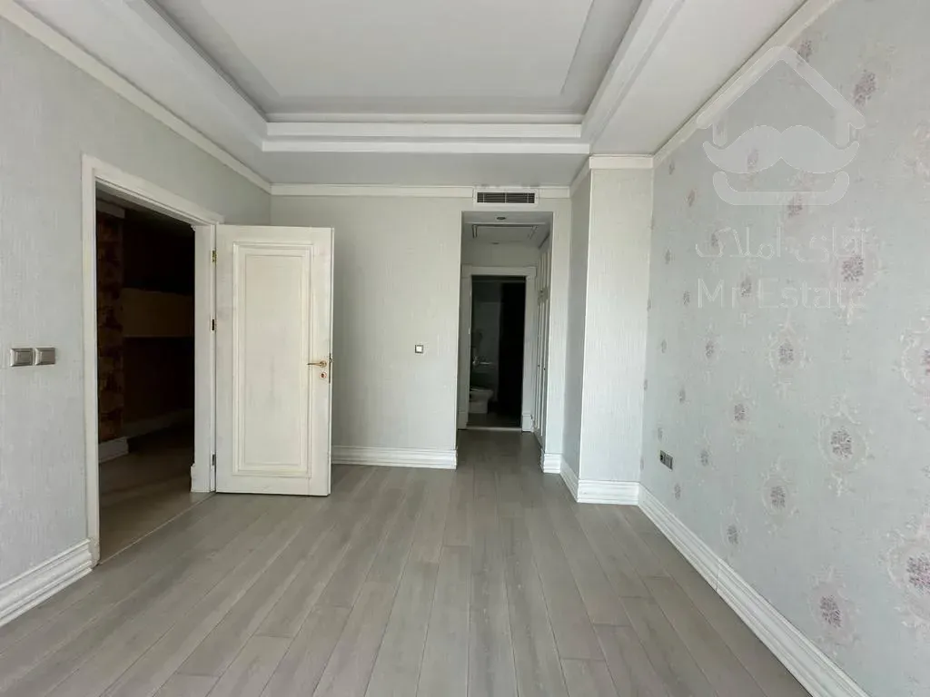 فروش اپارتمان 215 متری ولنجک