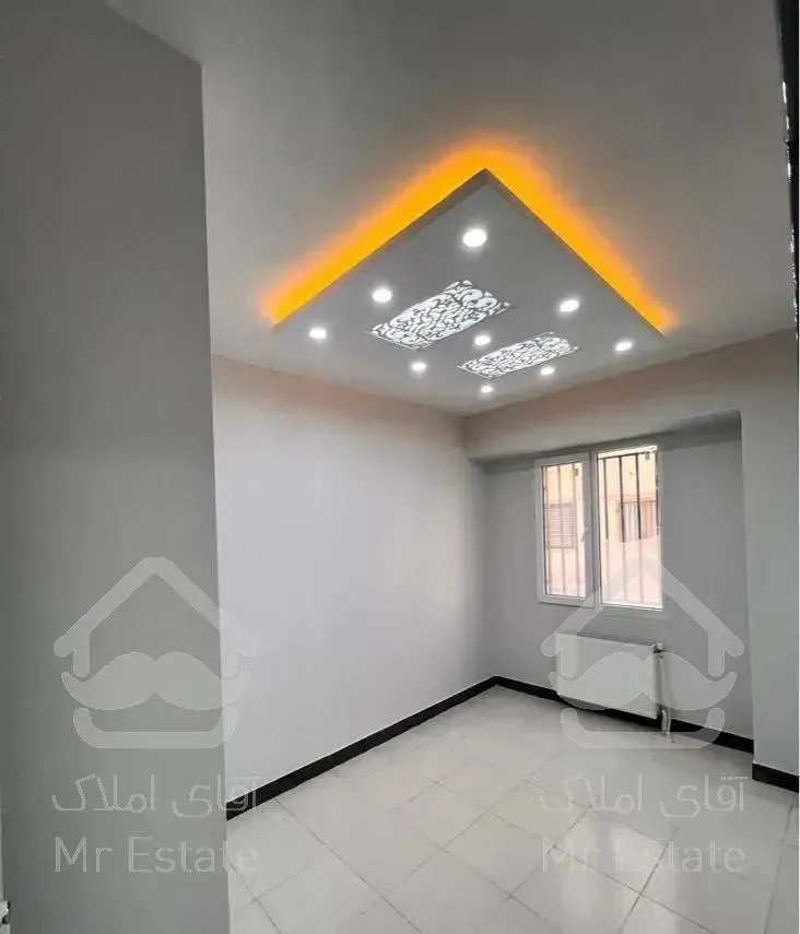 آپارتمان ۹۹ متر در فاز ۴(جنب مترو)