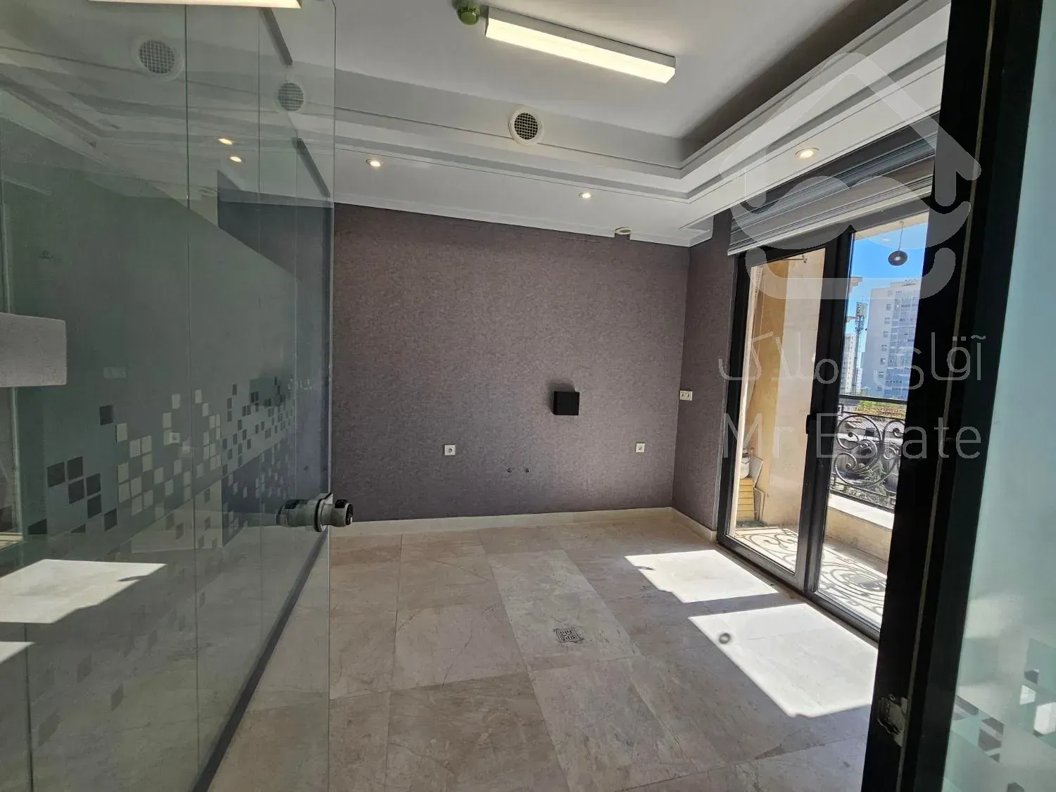 200مترسعادت آباد*تاپ لوکیشن*نوساز*ویو،سرتاسرپنجره