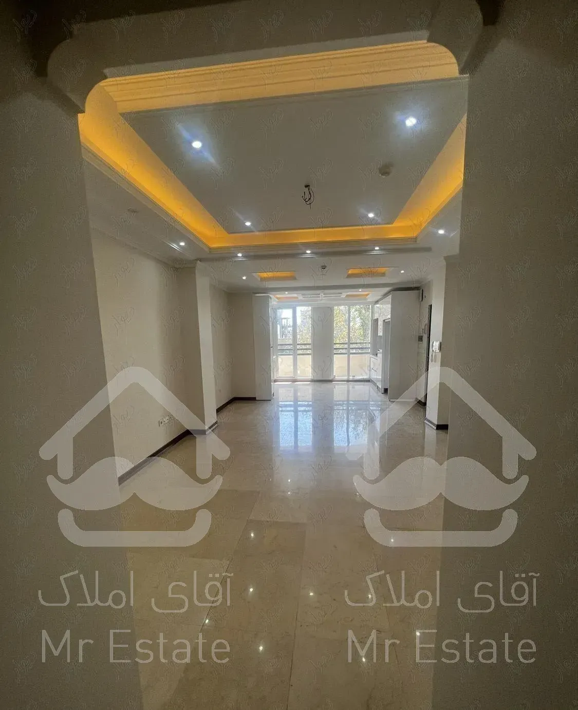 کاشانی اباذر 89 متر دو خواب فول 2 سال ساخت