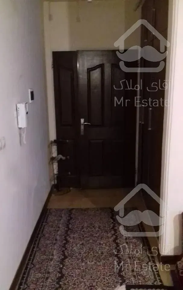 آپارتمان ۱۰۴متر بلوار جمهوری جنب دانشکده فنی