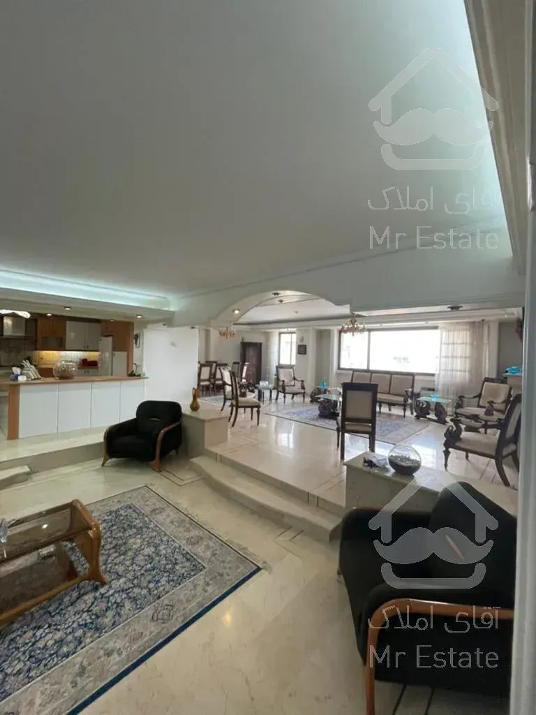 آپارتمان 270 متری 4 خواب طبقه 5