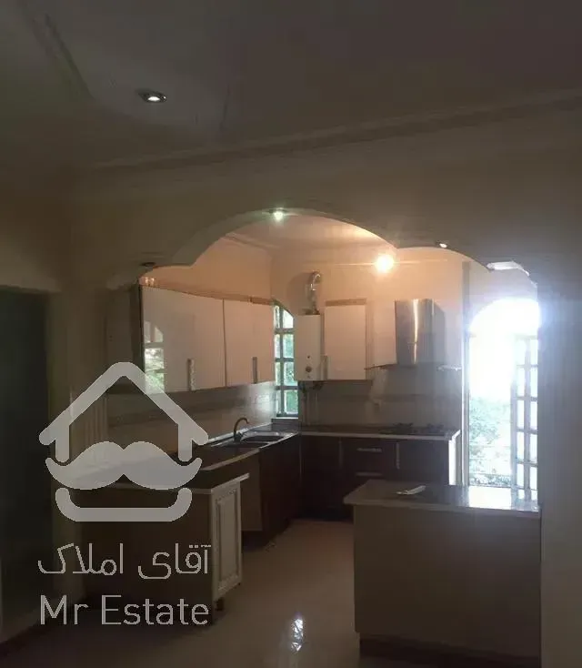 ۸۰ متر دربستی