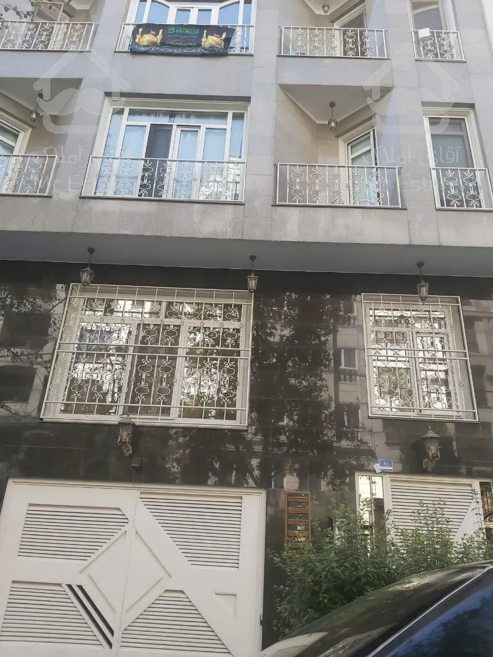 ۲۶۰ متر کامرانیه جنوبی