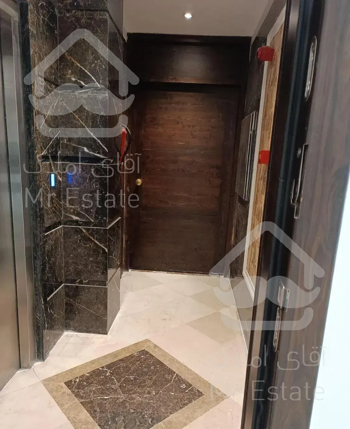 اوین ، ۲۱۰ متری تکواحدی دو جهت نور