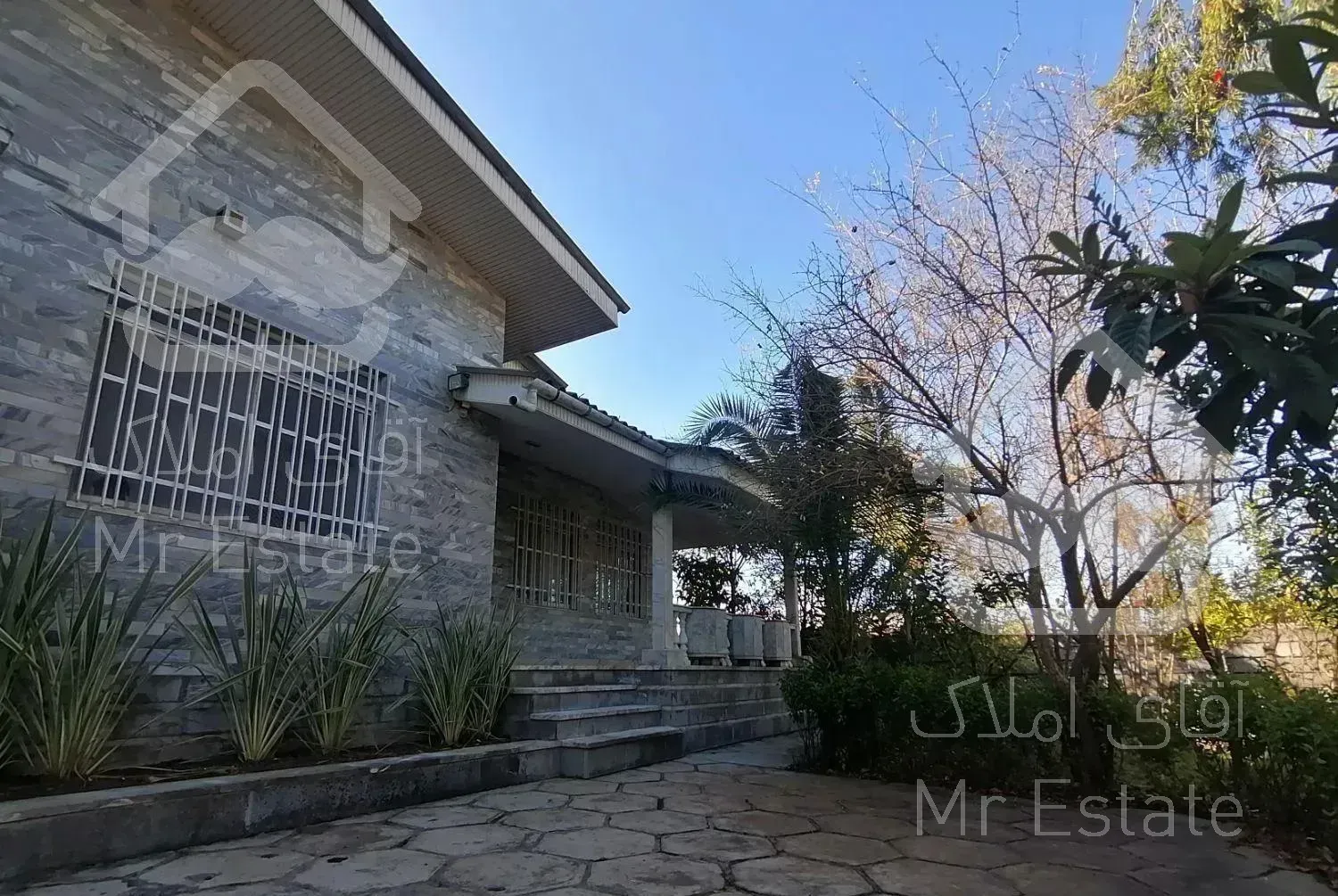 ویلادربست 2خوابه فاصله3دقیقه بادریا