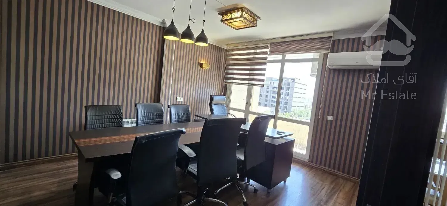 100مترشهرک غرب*موقعیت اداری*مطب،دفاترکار،تابلوخور