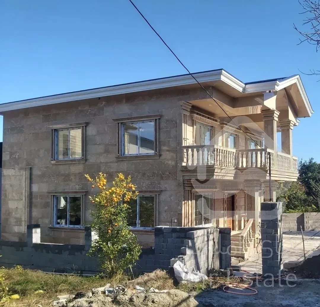 فروش ویلا در تنکابن/۳ خواب /سند دار/۲۷۰ متر بنا