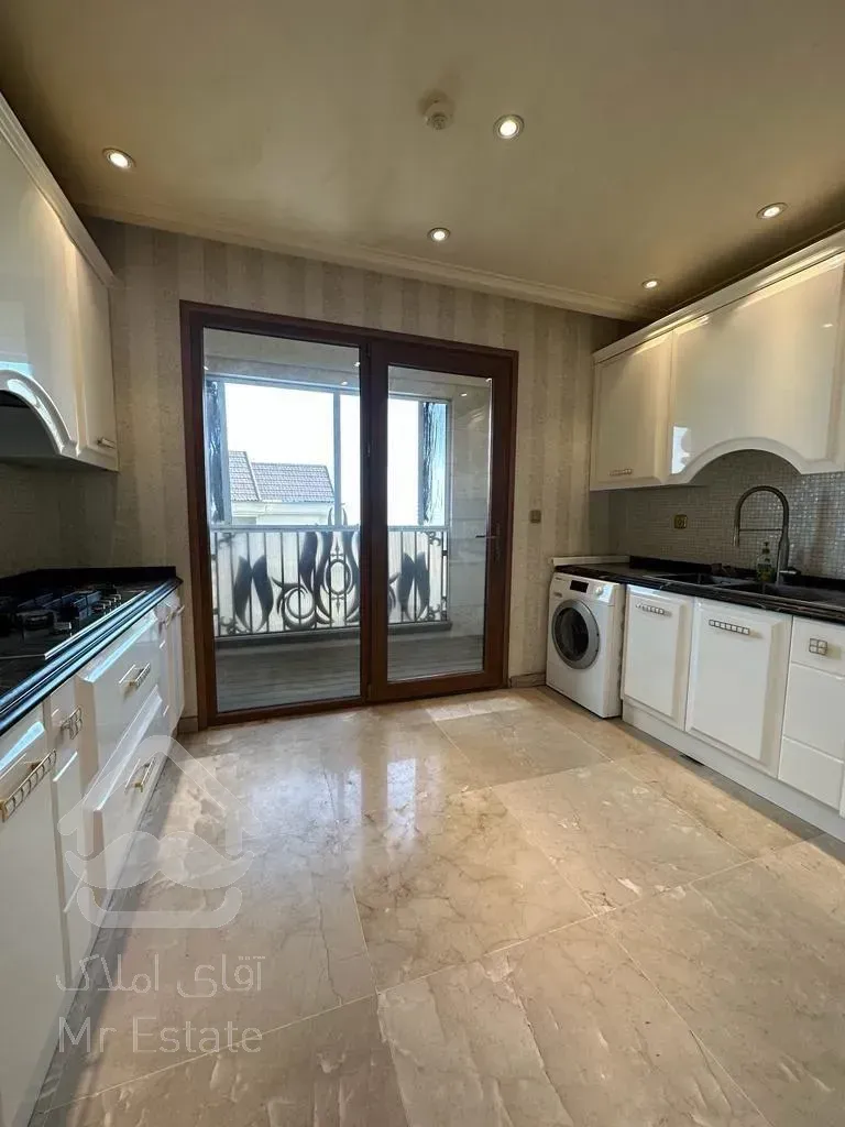 فروش اپارتمان 228 متری زعفرانیه