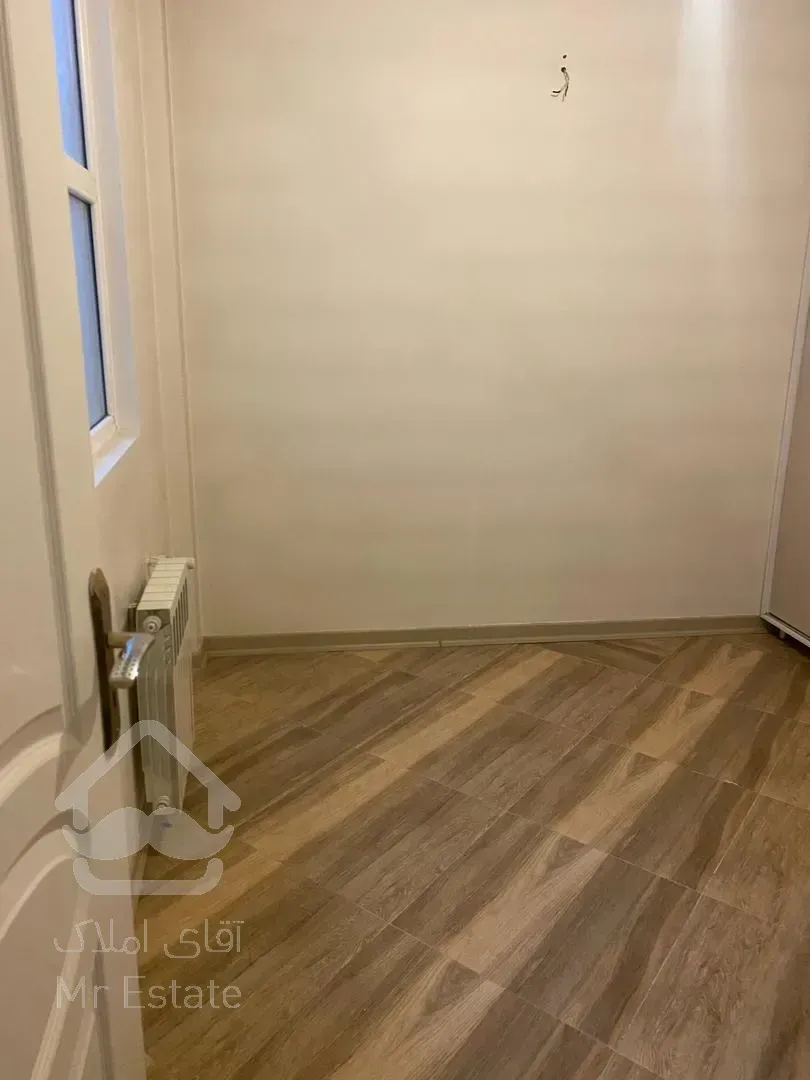 آپارتمان ۶۸ متری پیروزی