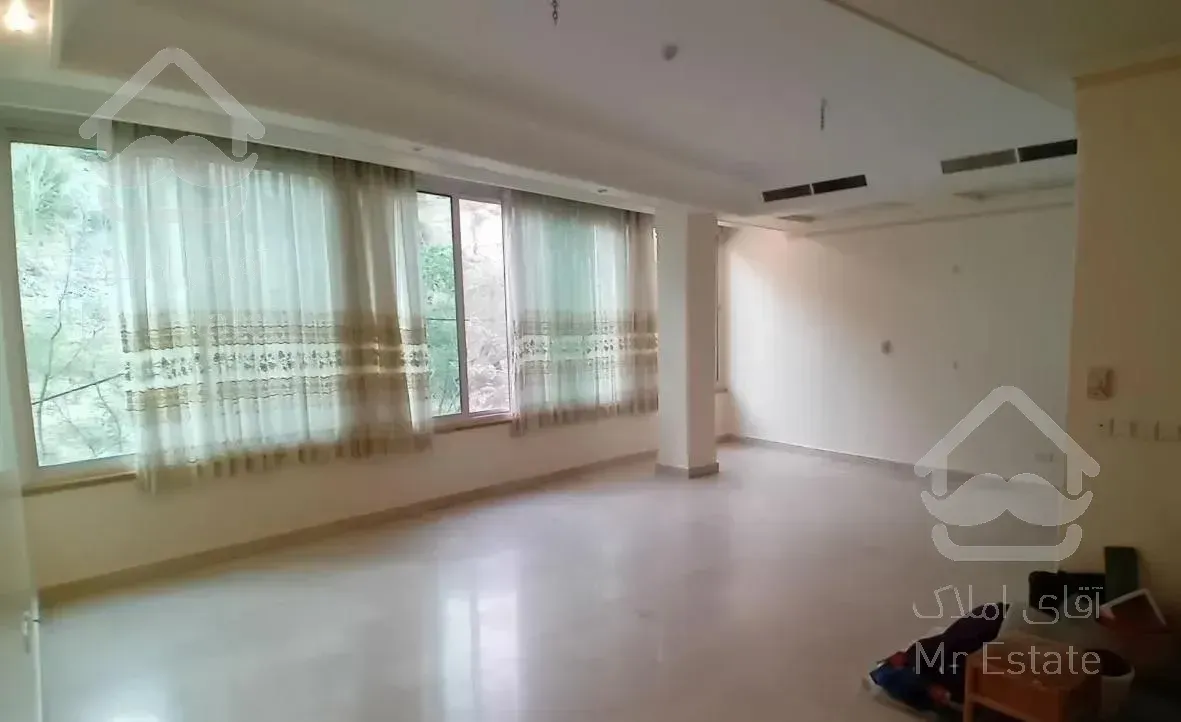 آپارتمان ۱۲۵ متری/۲ خوابه/ جمشیدیه/ ویو طبیعت