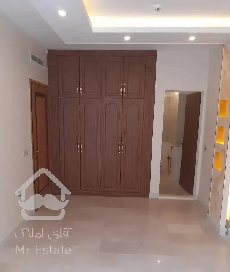 ۱۷۵متر/نوساز/۳پارکینگه/شخصی ساز/نیروهوایی