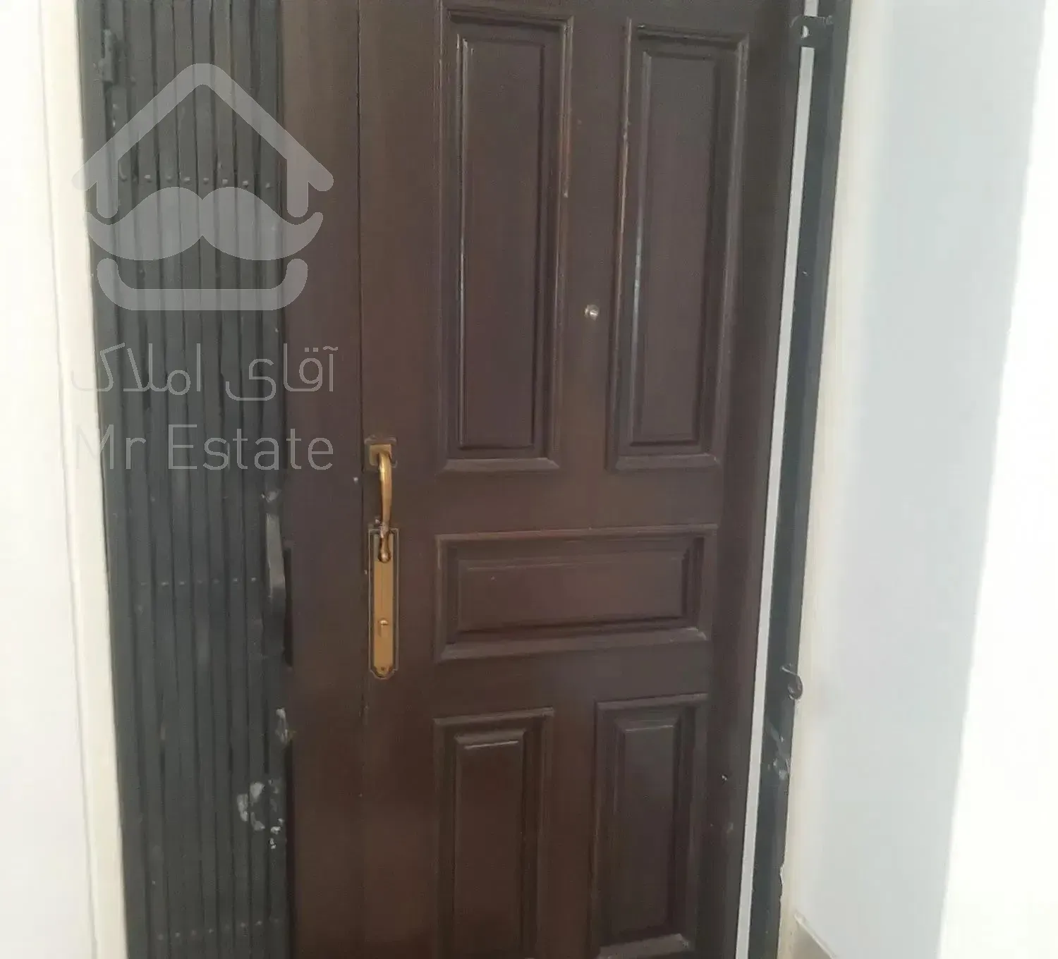 ۶۲ متر آپارتمان مترو دانشگاه شریف