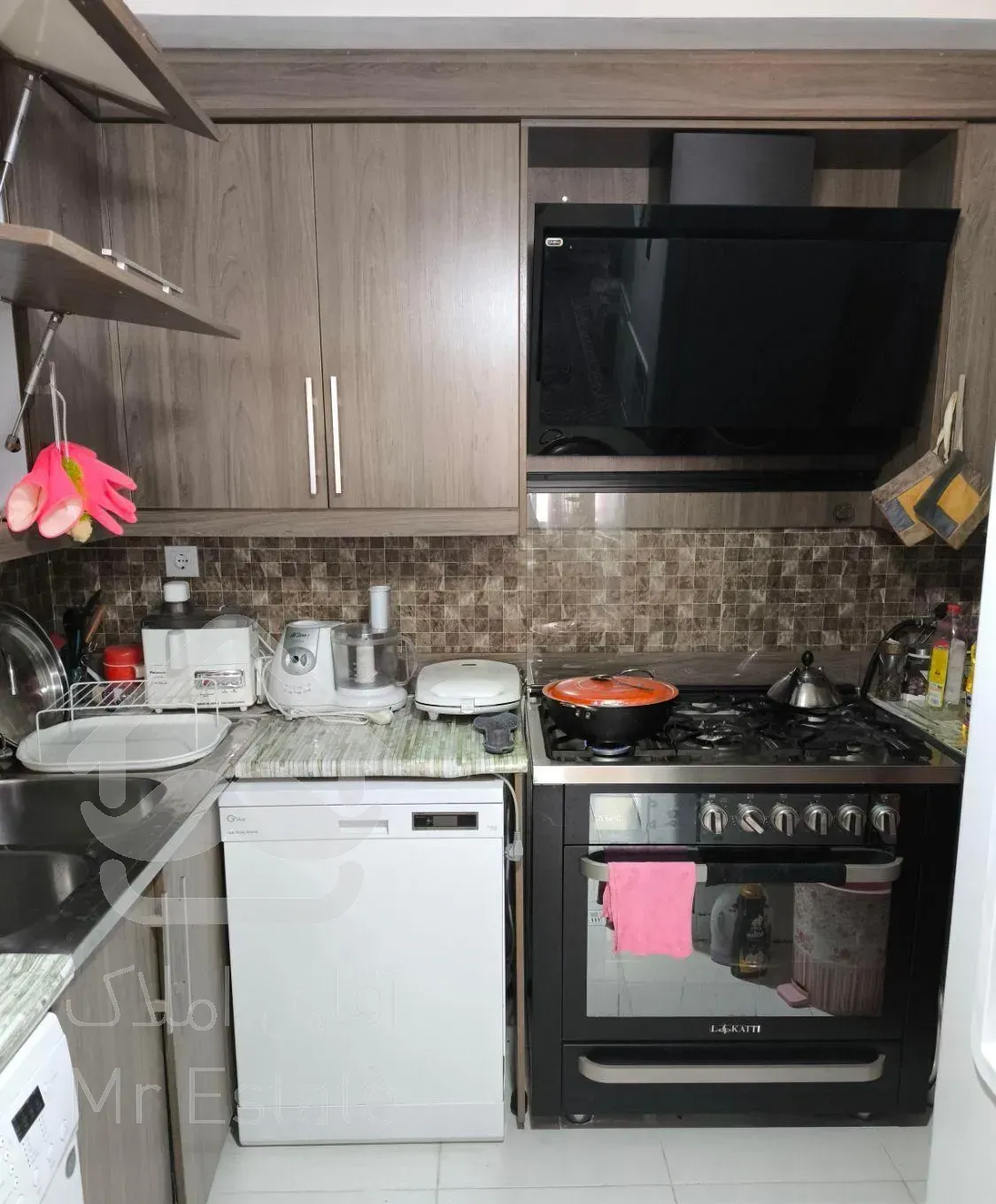 مجتمع ولیعصر رهن آپارتمان ۸۵ متری ۲ خوابه طبقه ۱