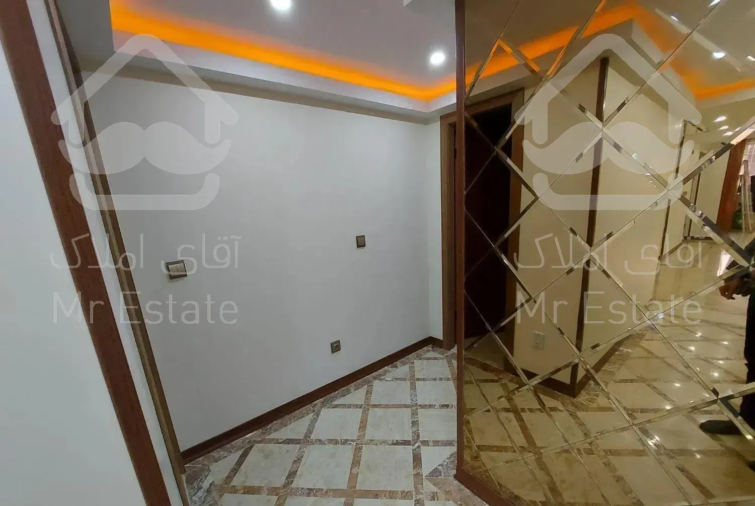 مطهری سنایی ۱۵۰متر ۳خواب یکساله