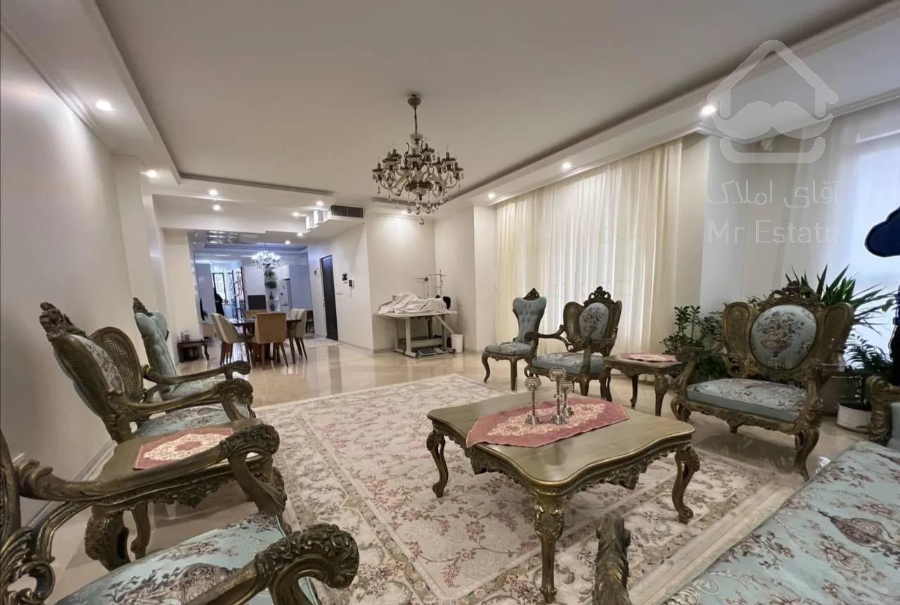 نیاوران ۱۵۰ متر تک واحدی ۳خوابه