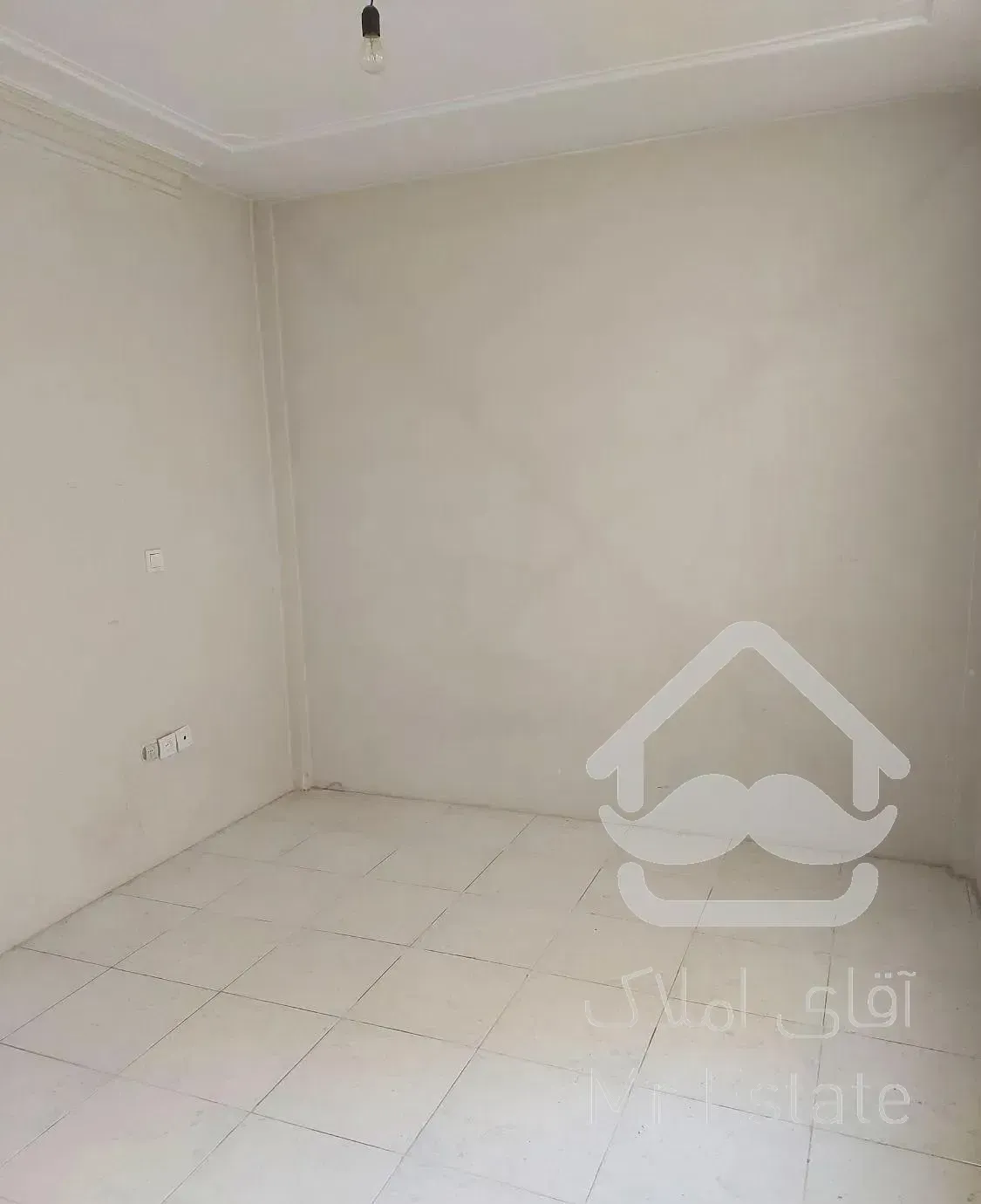 اپارتمان ۹۰ متری دو خوابه نزدیک مترو