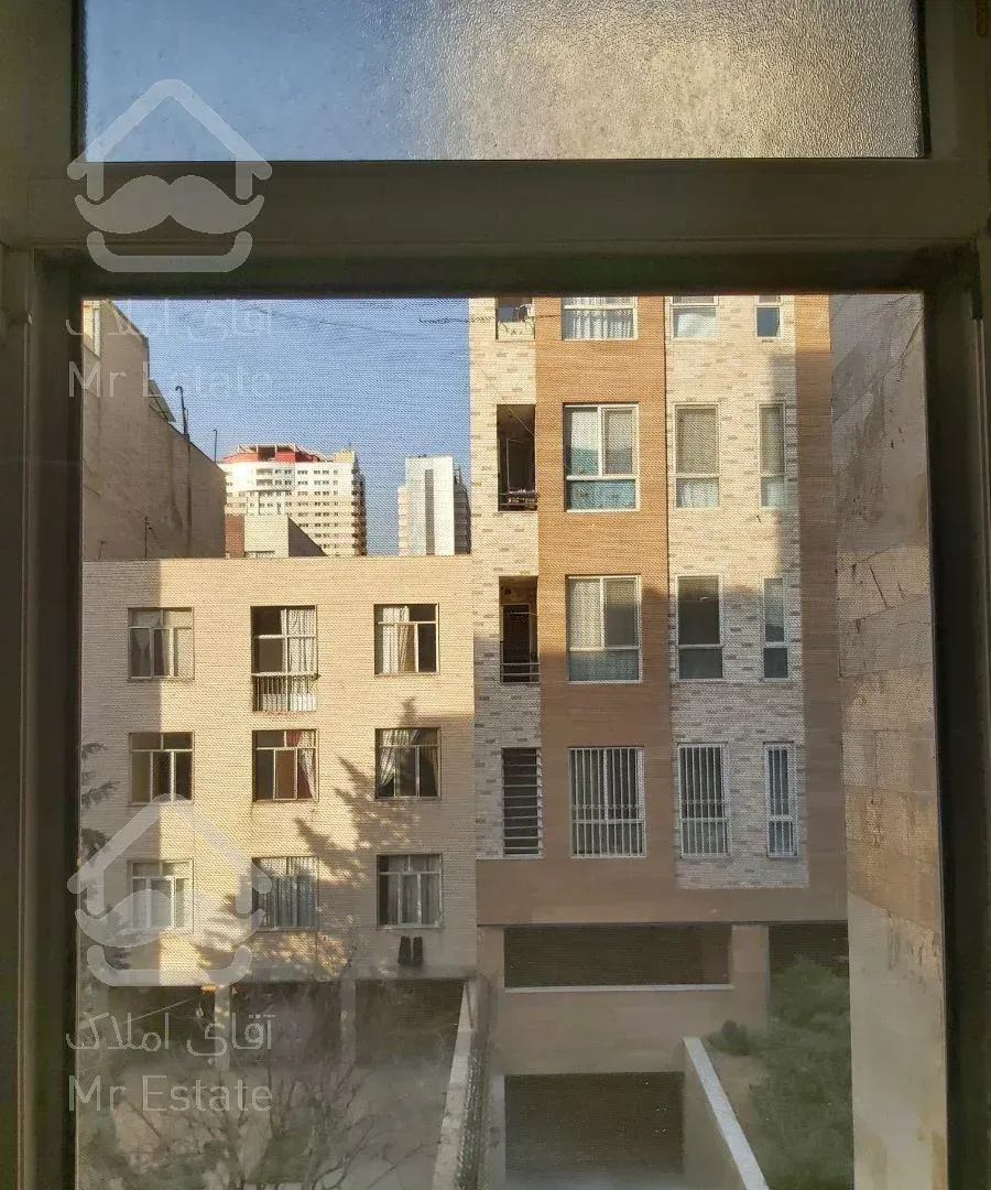 ۷۱ متر / جنوب عدل / ۱ ساله