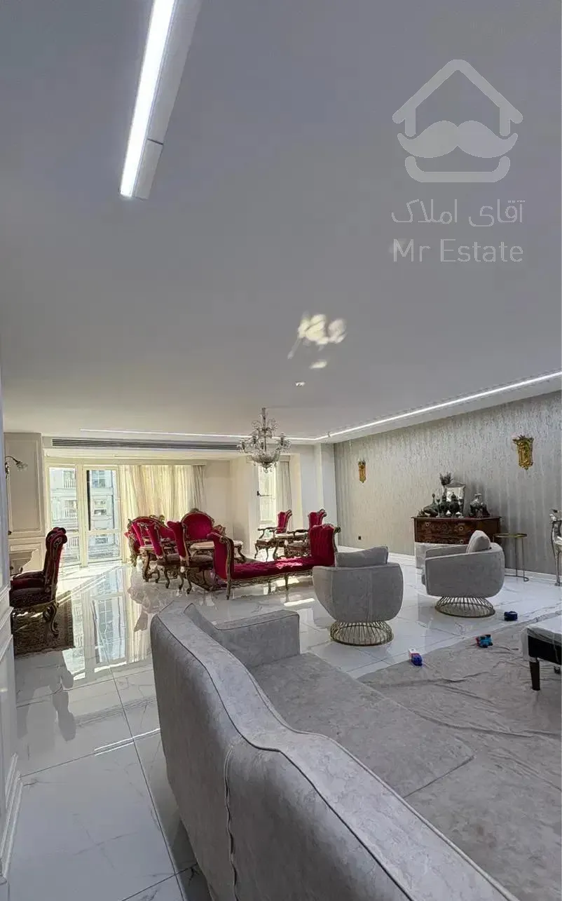 فروش آپارتمان/۲۵۰ متر/۴خواب/تک واحدی/فرمانیه