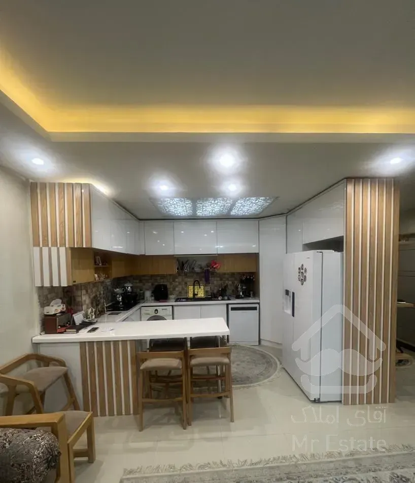 اجاره واحد جنوبی غرق نور ۱۰۹ متر ۲ خواب چیتگر