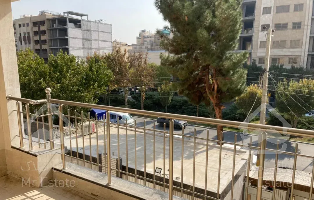 آپارتمان ٢٥٠ متری