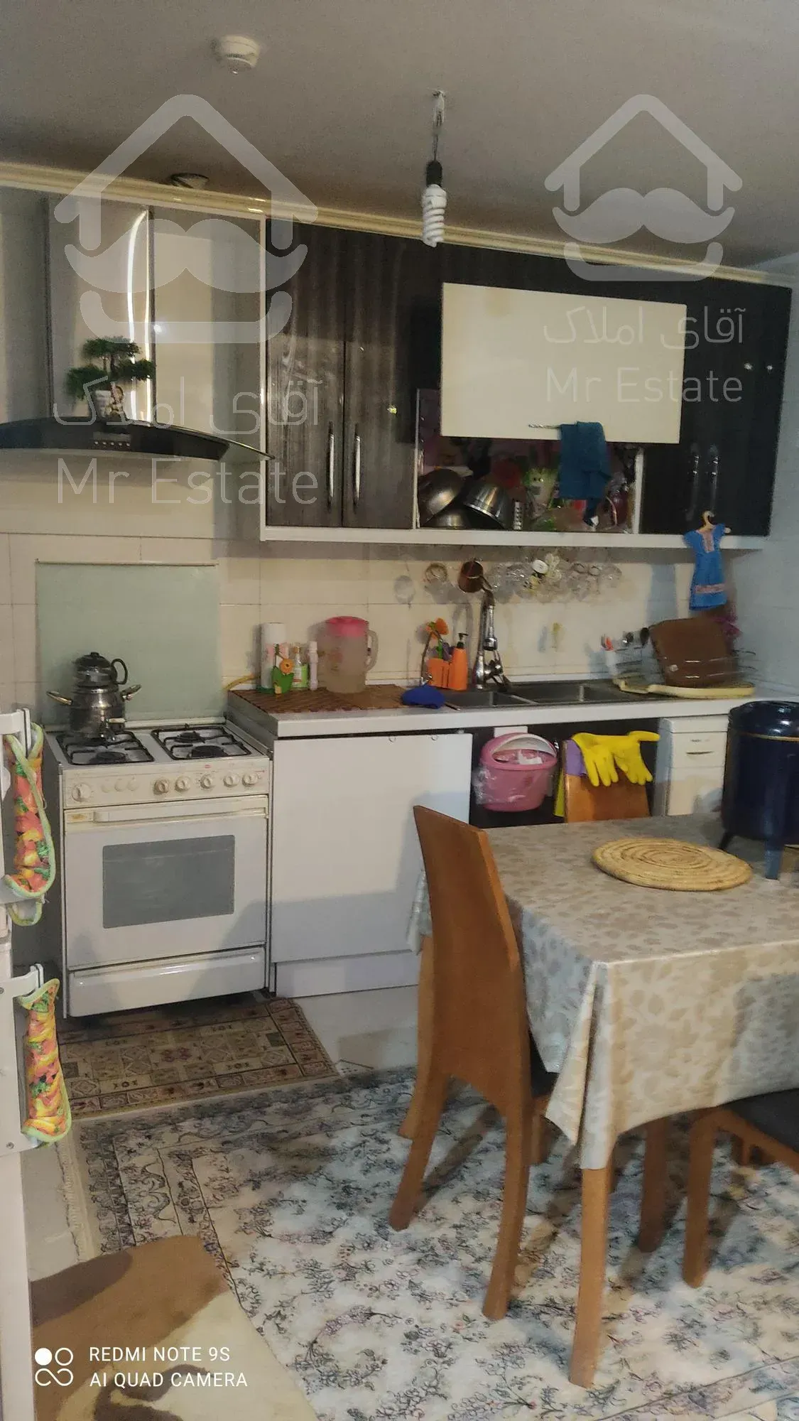 100 متر برج زیتون رو به روی مرکز خرید طوبی